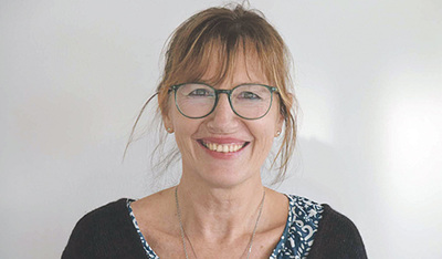 Barbara Juen ist Professorin am Institut für Psychologie an der Universität Innsbruck. Sie ist Spezialistin für Psychotraumatologie und Notfallpsychologie. 
