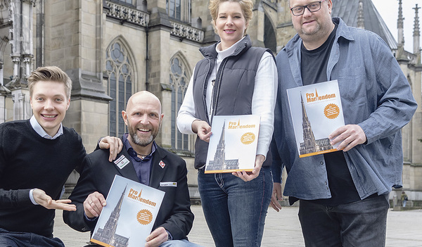 Alois Mühlbacher, Walter Ablinger, Gotho Griesmeier und Günther Lainer werben für den Mariendom. 