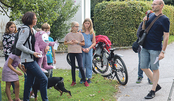 Ein eigenes Kinderprogramm brachte auch den jungen Teilnehmer/innen die Bedeutung der Demokratie nahe.     