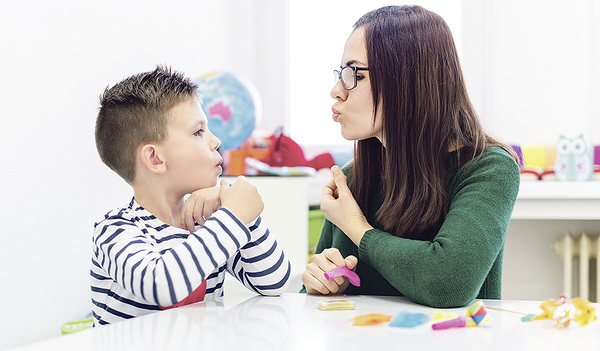 Die Stotter­therapie für Kinder ist individuell und wird auf das Kind abgestimmt.