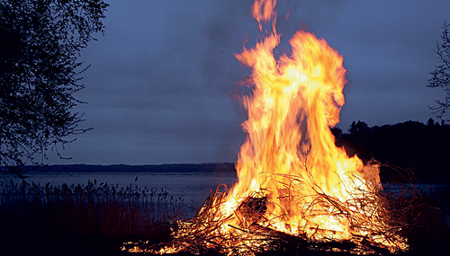 Die Gnade Gottes wie ein Feuer neu entfachen.  