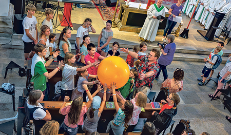 Aktiver Abschlussgottesdienst in Leoben.