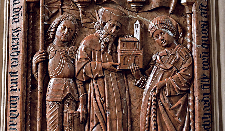 Detail des Marmorepitaphs der Stifterfamilie (Wernher, Dietburga und Gebhard von Reichersberg), Salzburger (?) Bildhauer, um 1470/80.   