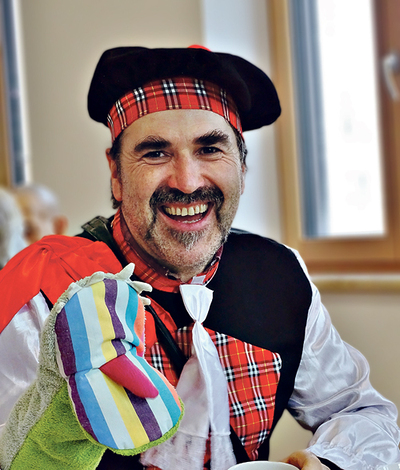 Josef Hangöbl ist Seelsorger in der ­neuen Pfarre  An der Salzach ­(früher Dekanat Oster­­miething).