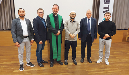 Gebet der Religionen in Traun.   