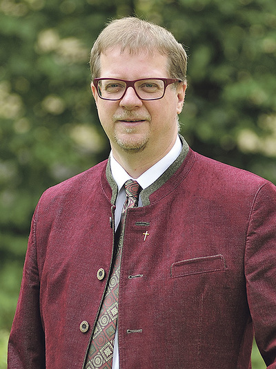 Markus Klepsa, Pfarrer von Eggels-berg, Geretsberg, Moosdorf, Hochburg, Maria-Ach und Franking sowie Dechant des Dekanates Ostermiething    