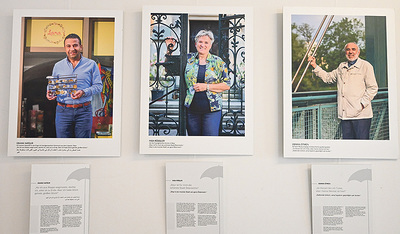 Die Fotoausstellung ist derzeit an der HLW Steyr zu sehen.  