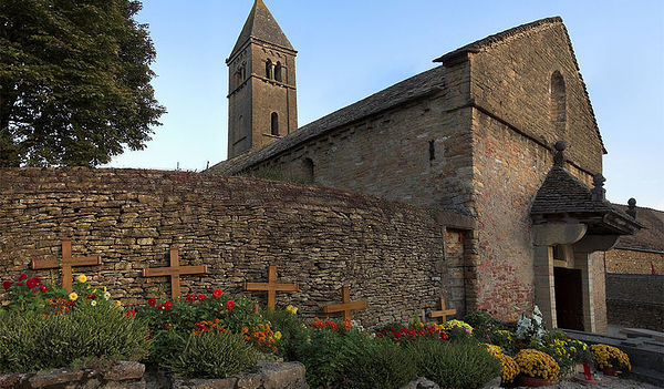 Die alte Kirche in Taizé