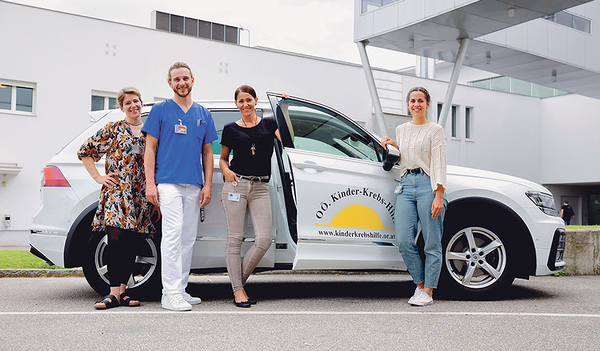 Der Externe Onkologische Dienst der OÖ Kinder-Krebs-Hilfe erspart Familien den Weg ins Krankenhaus und behandelt das erkrankte Kind in den eigenen, vertrauten vier Wänden.  