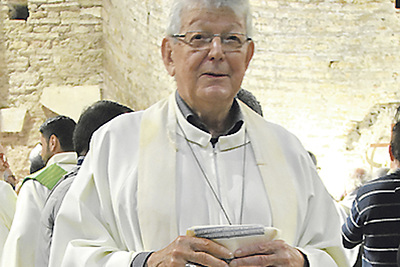 Bischof Kräutler erhielt die Stola von Dom Hélder Câmara (re.)