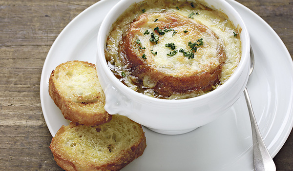 Klassische Zwiebelsuppe