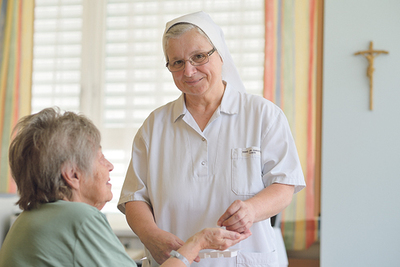 Sr. Christine Huber im Klinikum Wels-Grieskirchen (Standort Grieskirchen).