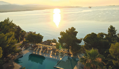 Blick vom Hotel in Korinth aufs Meer