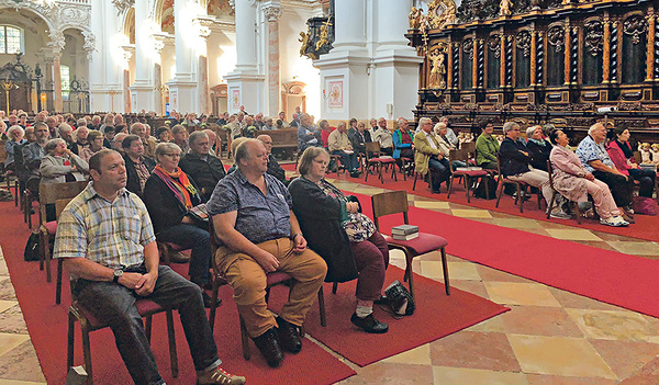 Das Jahrestreffen der Mesner-Gemeinschaft der Diözese Linz fand im Stift St. Florian statt.