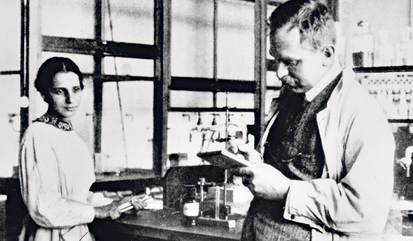 Lise Meitner und Otto Hahn    