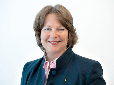 Bischöfin Cornelia Richter ist die erste Frau an der Spitze der evangelischen Kirche A.B. in Österreich.   