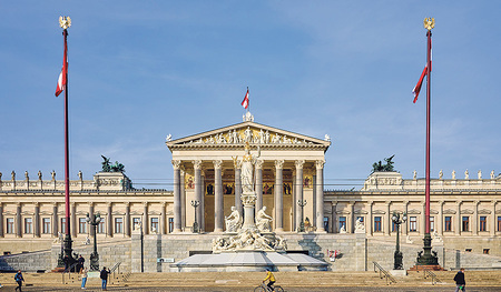 Symbol der Demokratie in Österreich: das renovierte Parlamentsgebäude in Wien. 