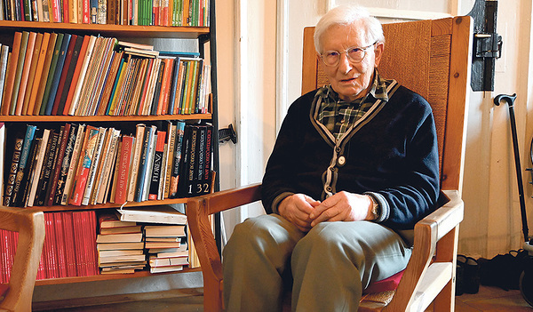 Eduard Röthlin war unter anderem Pfarrer in Linz und Wels sowie Studentenbetreuer im Priesterseminar Linz, bevor er nach Lasberg kam.