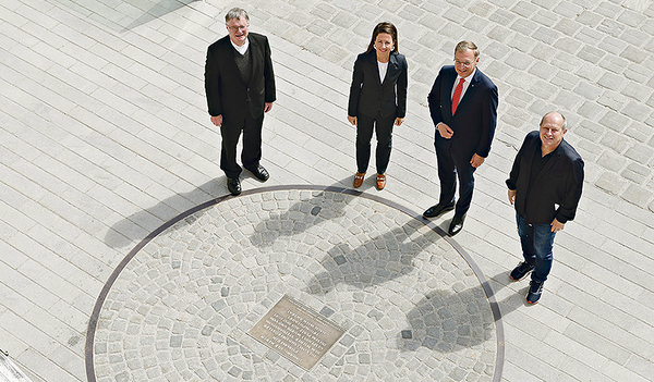 Erinnerung an die Pummerin: Metallring in Linz  