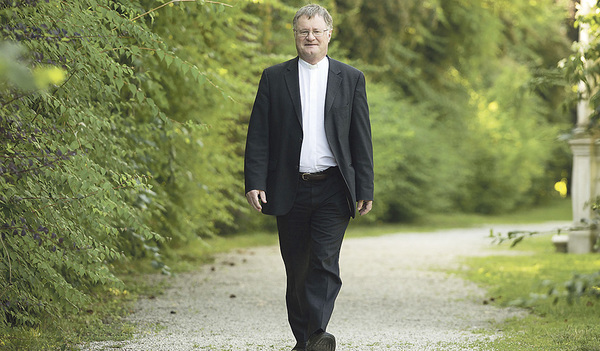 Bischof Manfred Scheuer dankt auch für die Leistungen des Wiederaufbaus. 