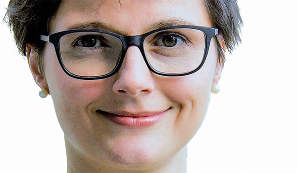 MONIKA SLOUK monika.slouk@koopredaktion.at