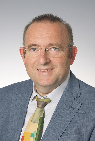 „Bei mündlichen Prüfungen wäre es leichter, größere Abstände einzuhalten“, sagt Georg König. Er ist Direktor des WRG/ ORG der Franziskanerinnen in Wels.   