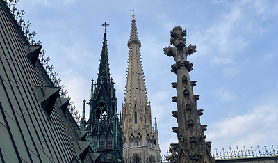 Blick auf den 'Eremiten'-Balkon