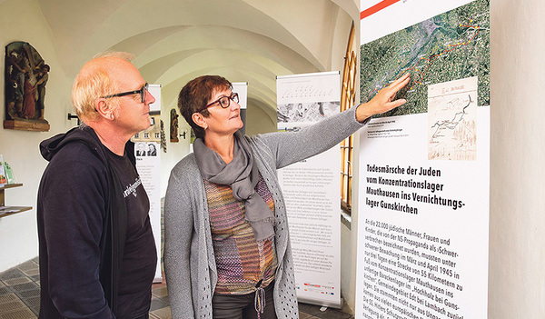 Ausstellung zu den Todesmärschen im Jahr 1945