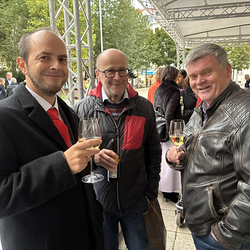 Ausklang bei Agape und Musik