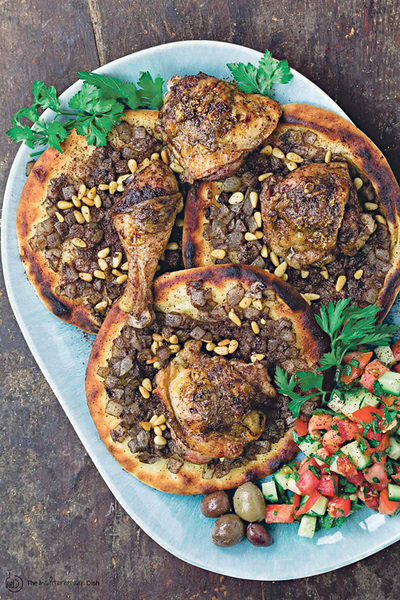 Der Salat nach Jerusalemer Art, Muskaan oder Baba Ganoush sind nur einige der Köstlichkeiten aus der Rezeptsammlung. 