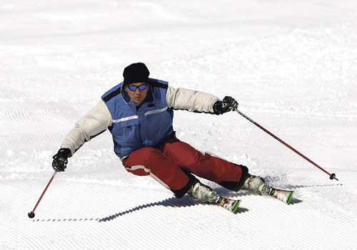 Schifahrer / Skiing [ (c) www.BilderBox.com, Erwin Wodicka, Siedlerzeile 3, A-4062 Thening, Tel. + 43 676 5103678.Verwendung nur gegen HONORAR, BELEG,URHEBERVERMERK und den AGBs auf bilderbox.com](in an im auf aus als and beim mit einer einem eines *