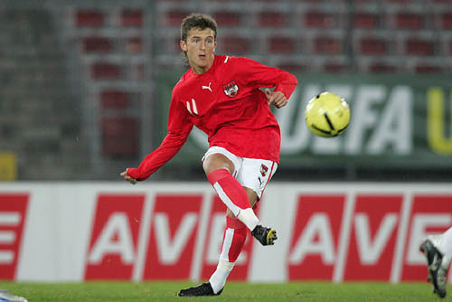 FUSSBALL -  LASK Linz v U19 Nationalteam - 07 Maerz 2007 - LINZ, Austria ### HONORARFREI bei editorialer Nutzung in Tageszeitungen und in Magazinen und Angabe der Fotoquelle: AVE / SNAPDOX - Keine Nutzung durch Agenturen!