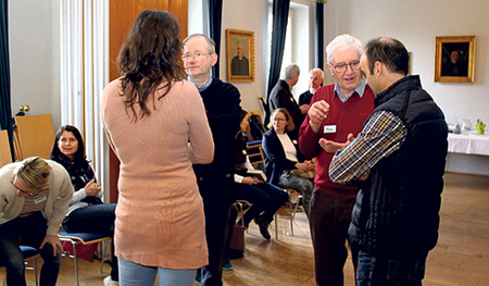 Bild von einem Kursttag der seelsorgeteamausbildung in der Pfarre Ennstal.  
