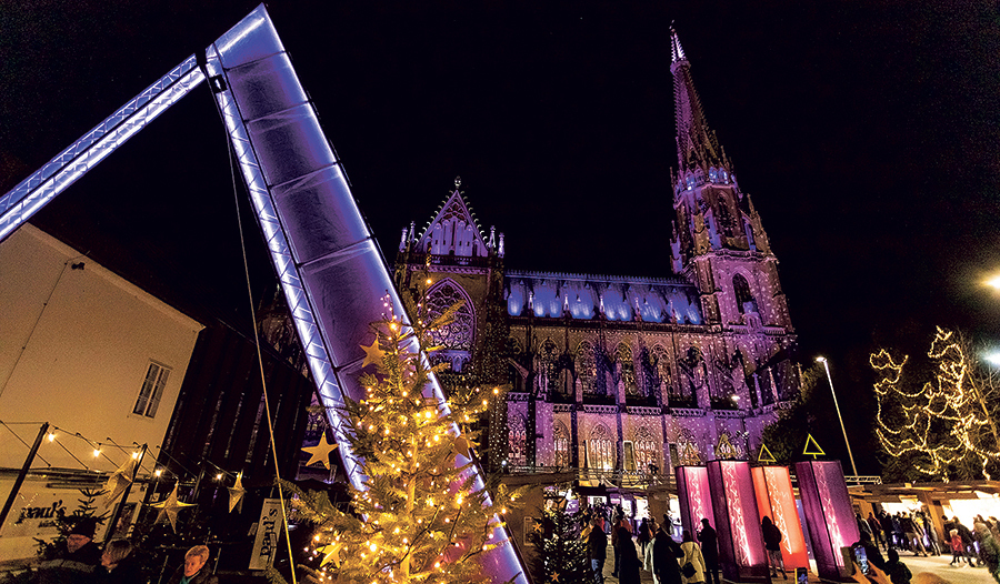 Stimmungsvoller Advent am Dom.    