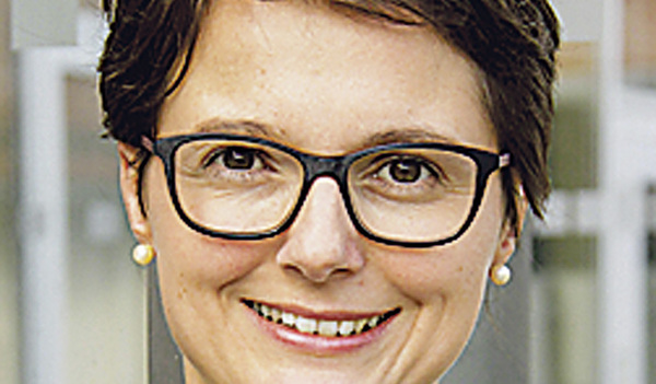 MONIKA SLOUK monika.slouk@ koopredaktion.at