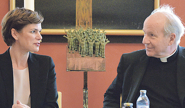 Gespräch im Wiener Erzbischöflichen Palais: Rendi-Wagner und Schönborn.   