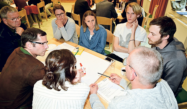 Zuhören und intensive Gespräche prägten den Workshop des Dekanates Schörfling.   