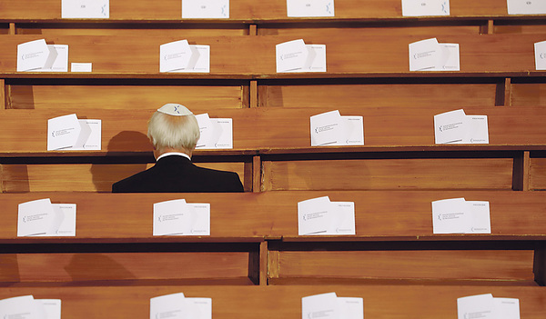 Da fehlten noch ein paar Mitbeter für einen Gottesdienst in der Synagoge.