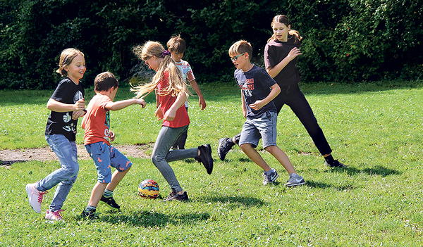 Sport, Spiel, Spaß und Action. Seit sieben Jahren geht es dank Jonathan Birklbauer in der Jungschar Langholzfeld hoch her. 