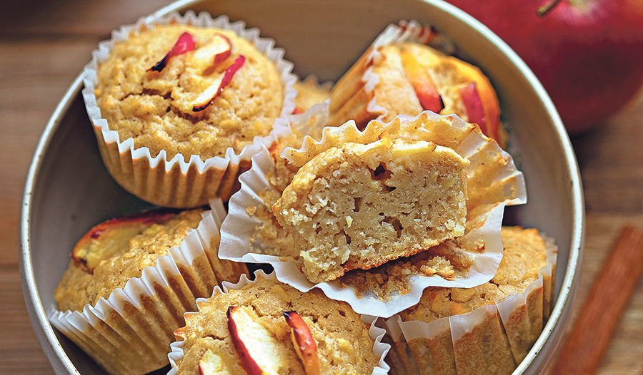 Stimm dich auf den Herbst ein mit selbstgemachten Apfel-Muffins! 