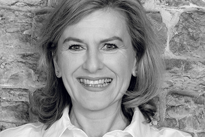 Mag. pharm. Barbara Übermaßer leitet das Team der Buchberg-Apotheke, Leonding, OÖ. www.time-apotheke.at  