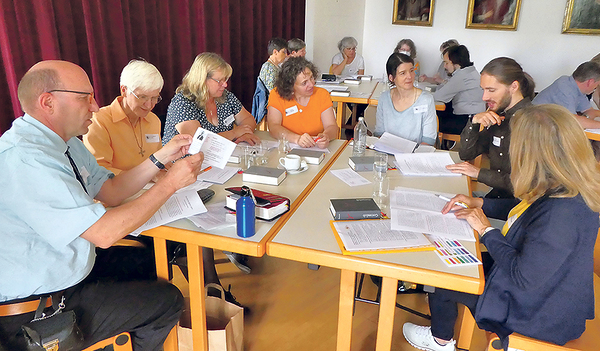 Gemeinsames Üben in der Bischofsaula des Priesterseminars in Linz  