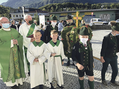 Die Erntekrone von Pfandl hat die Bauernschaft von Wirling gebunden und gestaltet.