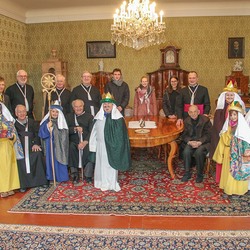 Sternsinger/innen aus der Stiftspfarre Reichersberg