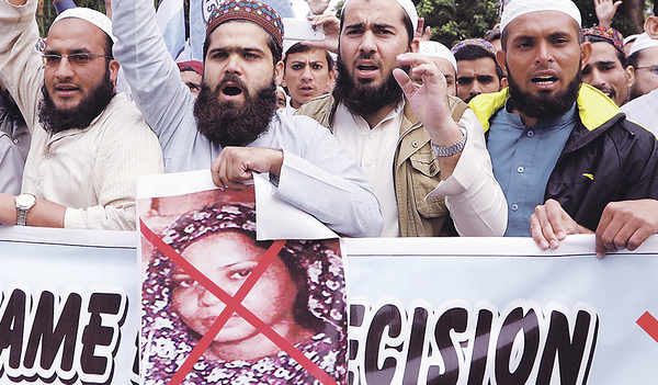Asia Bibis Freispruch sorgt für Proteste in Pakistan.  