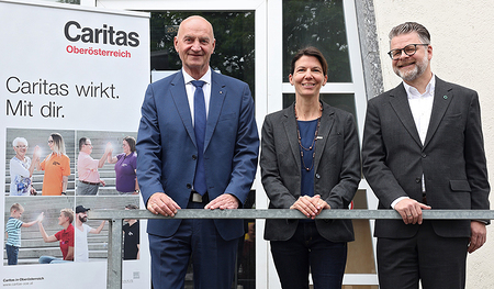 Landesrat Christian Dörfel, Marion Huber (Caritas), Harald Schmadlbauer (Österreichische Gesundheitskasse)