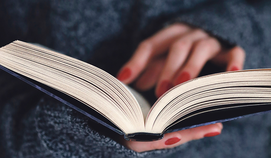 Bücher lesen: ein analoges Vergnügen. 