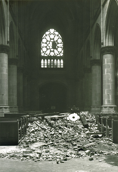 Bombenschäden im Linzer Mariendom