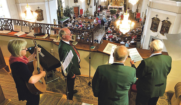 Dreigesang in der Schardenberger Pfarrkirche