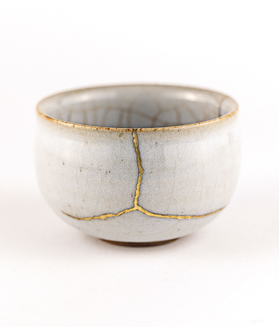 Kintsugi verleiht dem reparierten Objekt einen ästhetischen Mehrwert. 